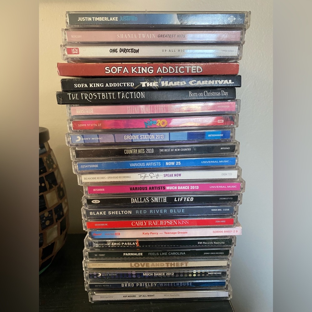 40+ CDs